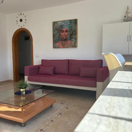 Marmoles Apartamento Giniginámar